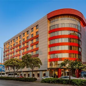 Ramada Plaza By Wyndham Hotell