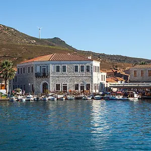 3* Otel La Petra